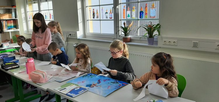 Vorschulkinder erkunden unsere Schule